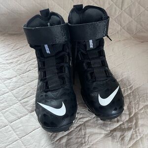 Nike Force Savage 2 Shark Black White BV0151-001 Mens 8 Football Cleats EUC